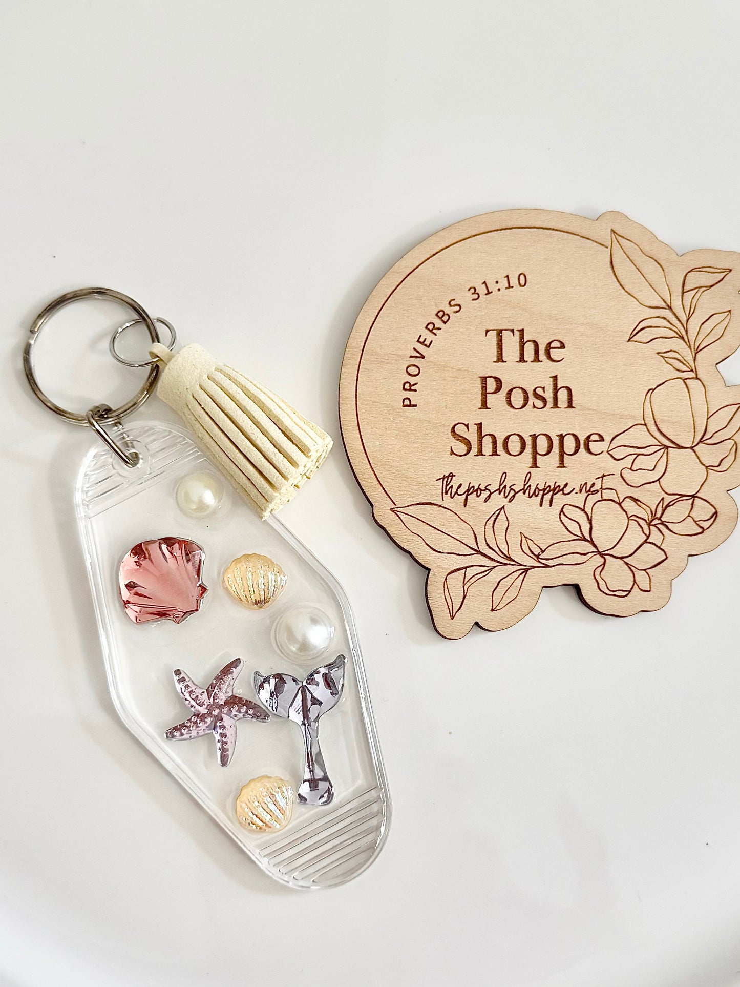 Mermaid Sea Shell Bauble Resin Keychain