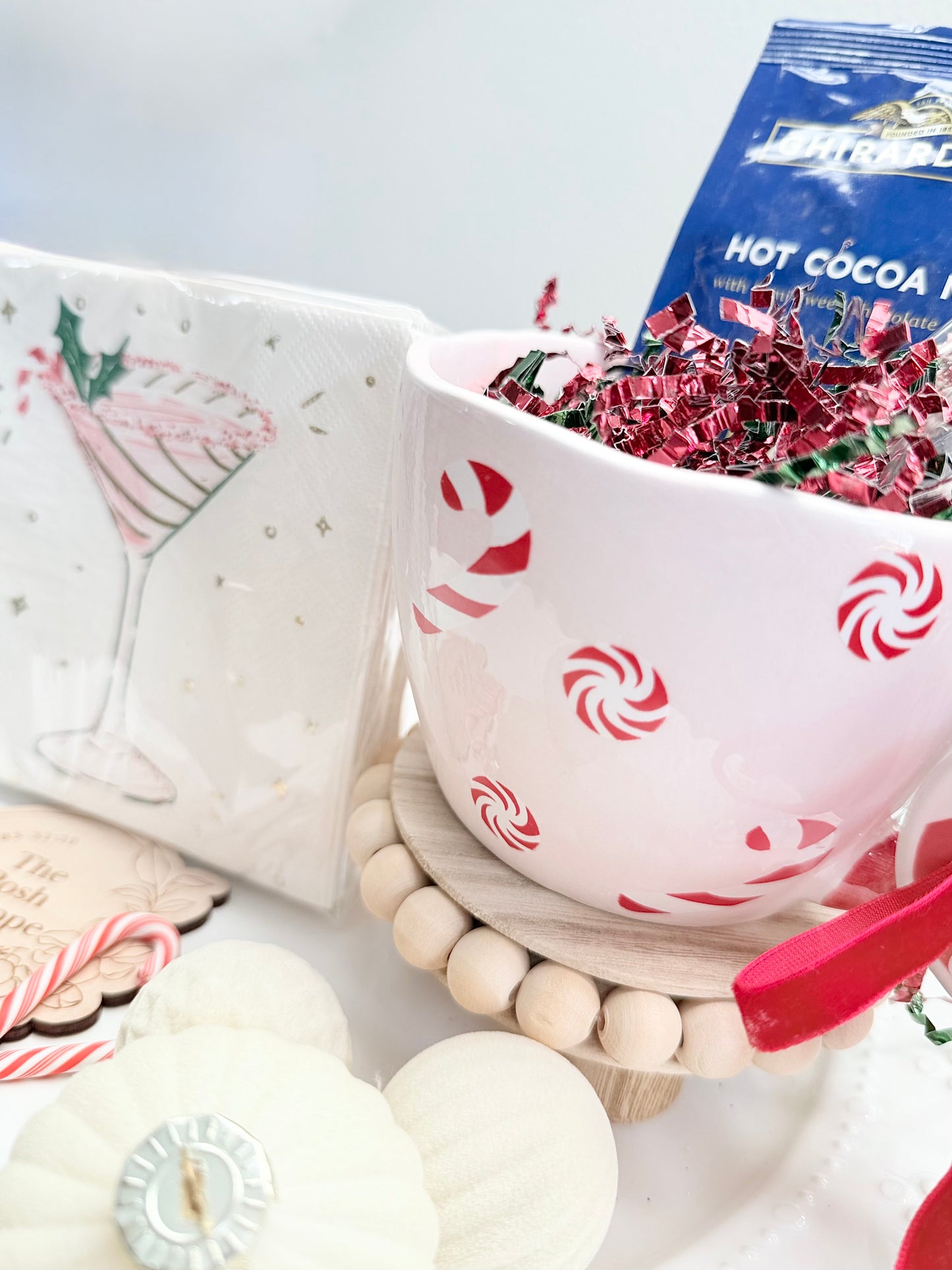 🍬 Holiday Cocoa Mug Gift Set